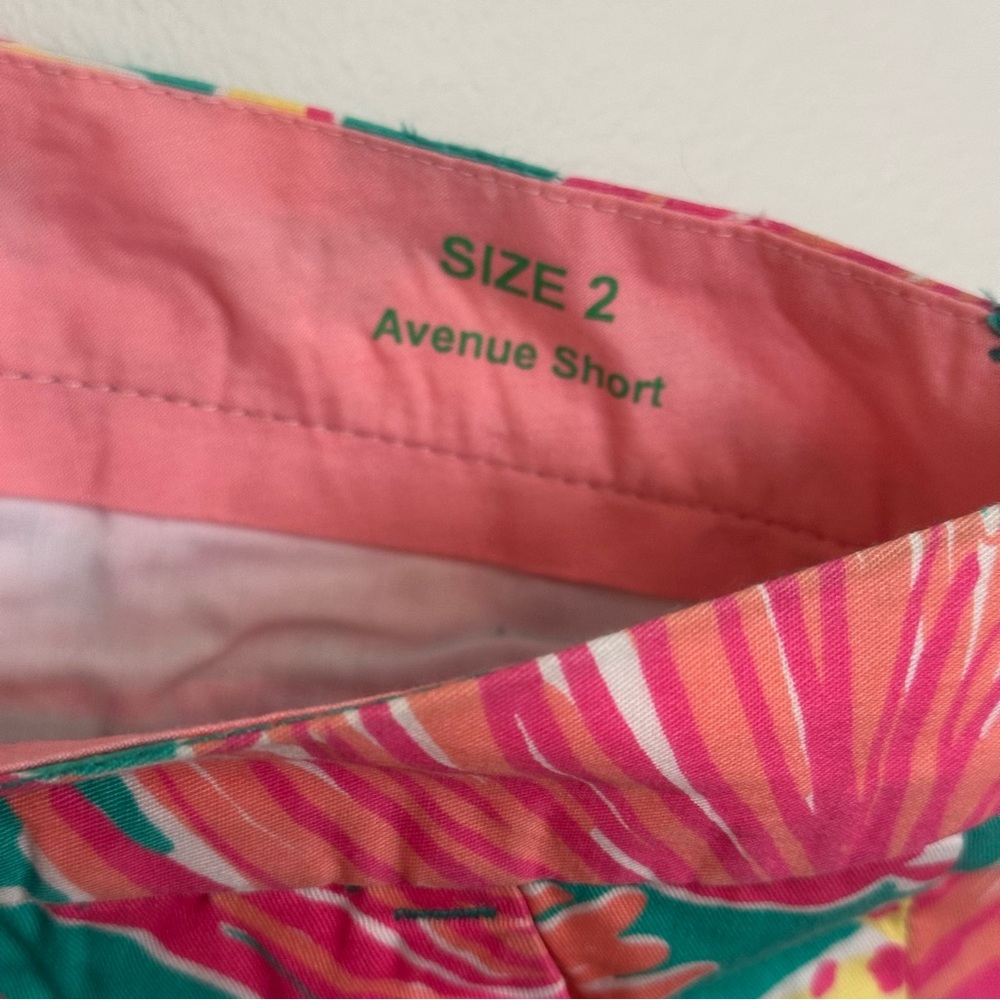 Lilly Pulitzer Womens Size 2 Lagoon Green Avenue Bermuda Shorts Seaside Pattern - Picture 5 of 16
